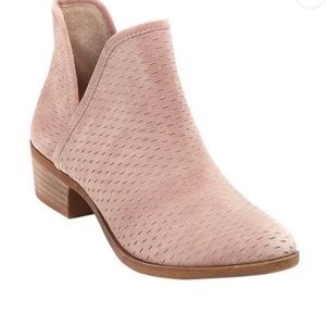 NWT  Luckybrand Lk-Baley Booties